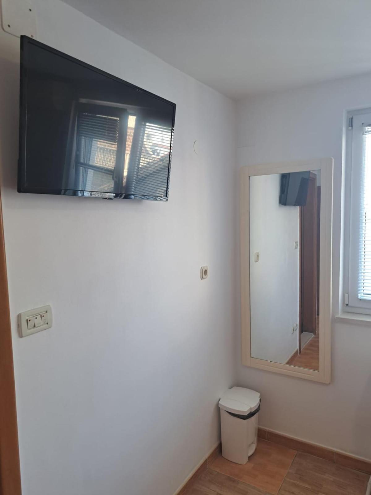 Apartmani Diki Makarska Rum bild