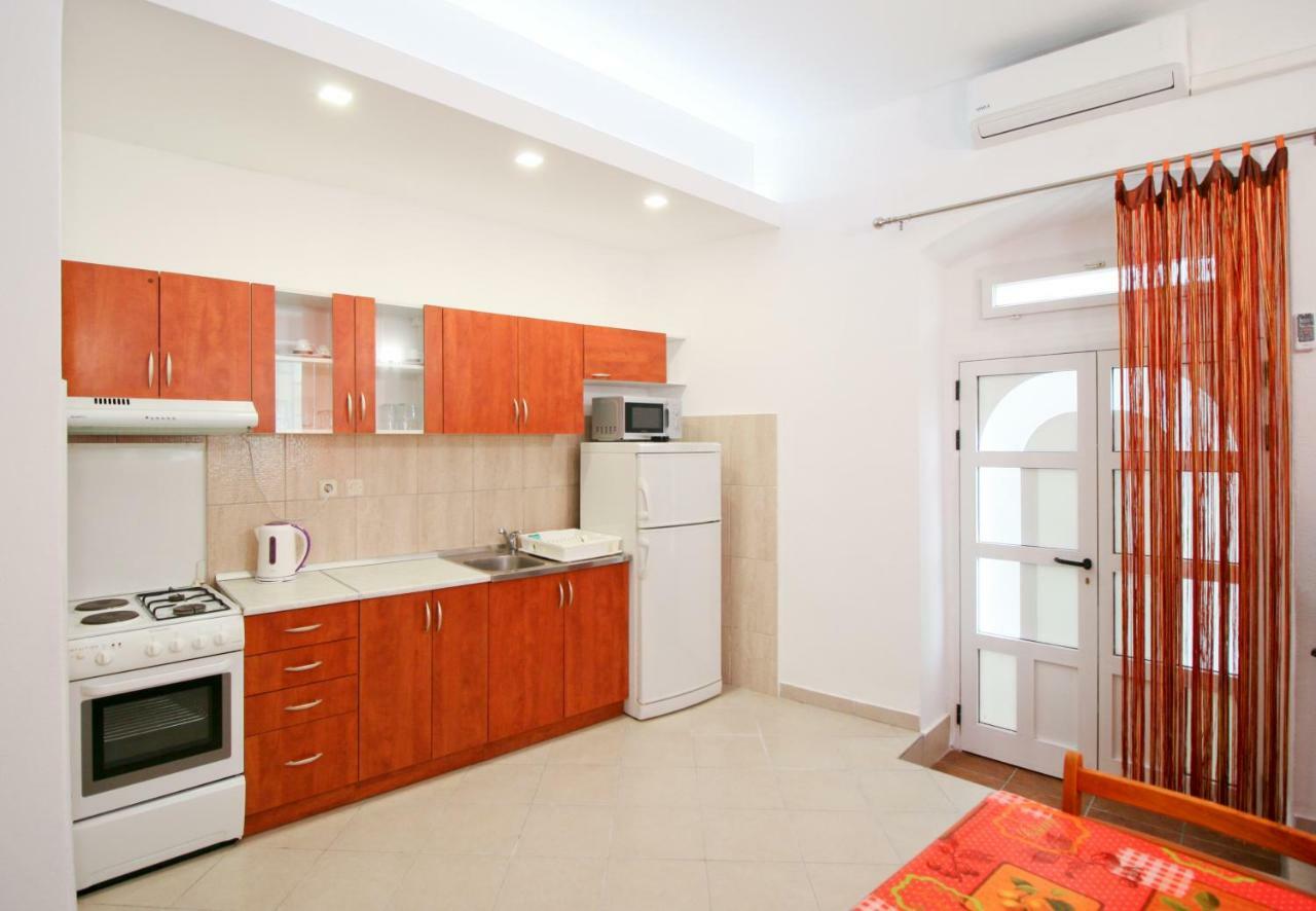 Apartmani Diki Makarska Exteriör bild